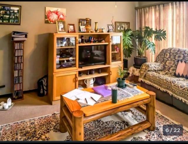 2 BEDROOM TOWNHOUSE FOR SALE IN BIRCHLEIGH